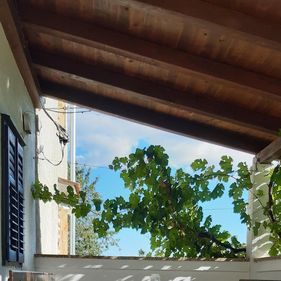 Holiday Home Loznati Cres Exterior foto